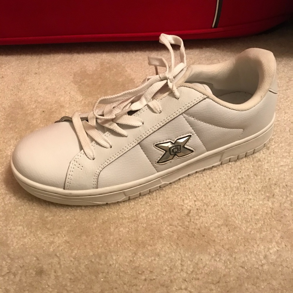 Men’s casual sneakers size 12.